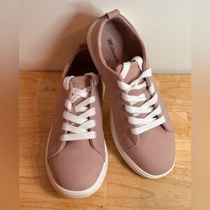 MILOcaca Classic  Lace Up Sneakers Tennis Shoes light Pink Womens 8.5